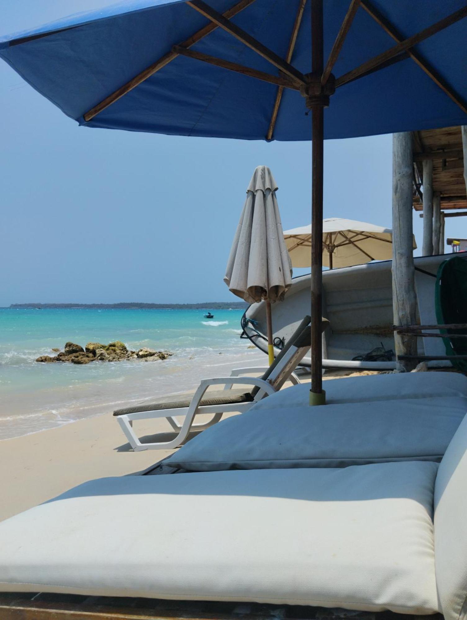 Hostal Lamar Baru Donde Gertrudis Playa Blanca Exterior foto